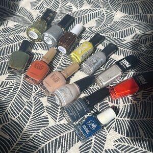 Nails Polish Bundle 13 bottles